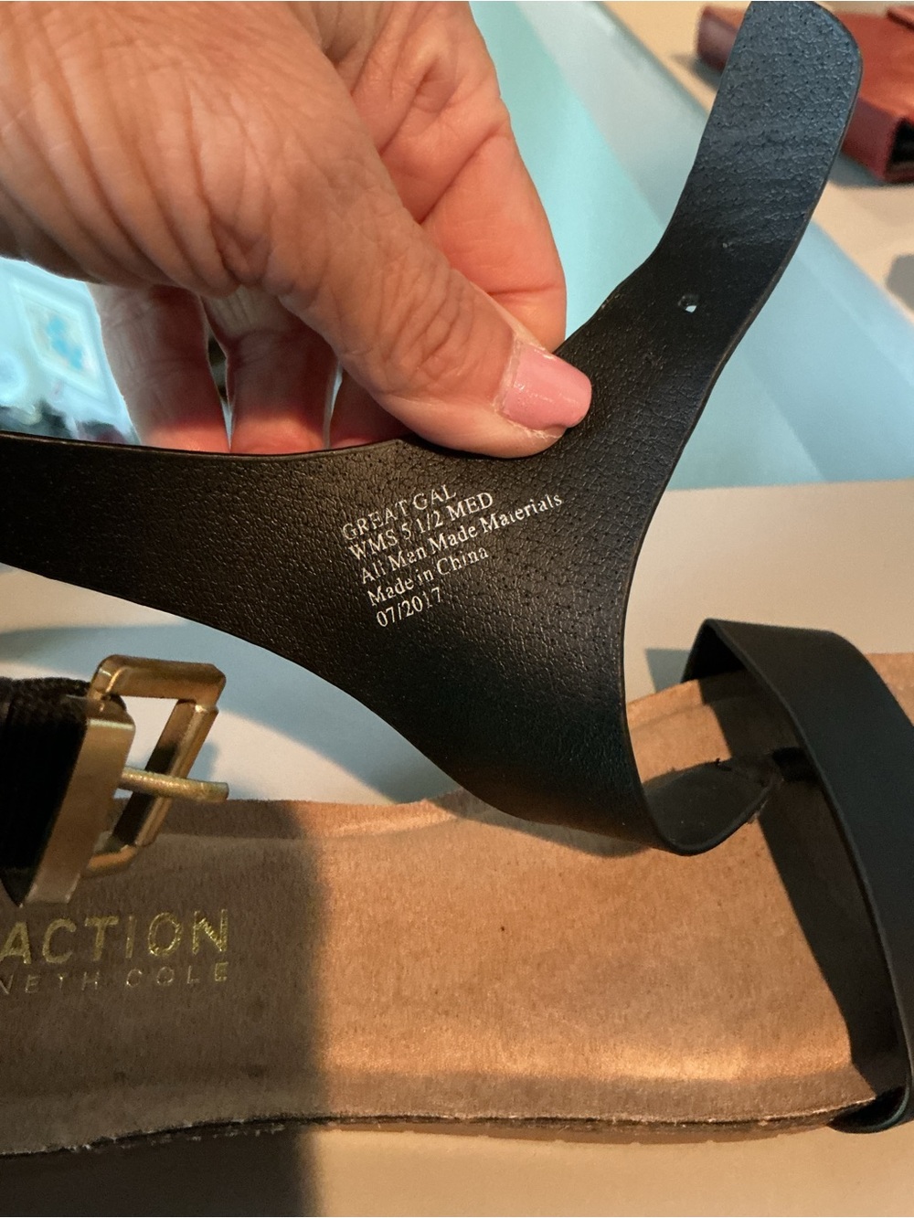 Reaction Kenneth Cole Great Gal Wedge Sandal - Picture 5 of 5